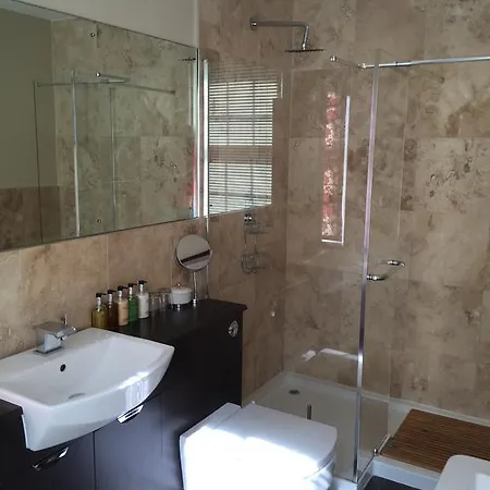 Sandpiper House 惠特比