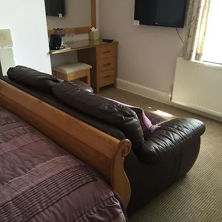 Sandpiper House Guest house 4*