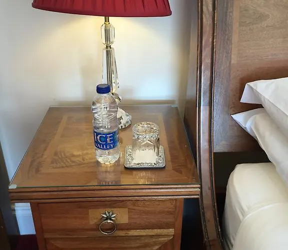 Sandpiper House Guest house